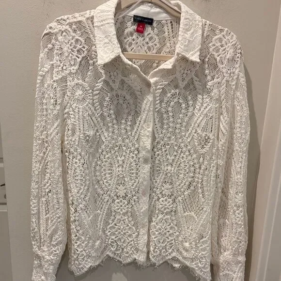 Vince Camuto White Lace Button-Down Shirt with scalloped hemline size medium - Picture 1 of 10